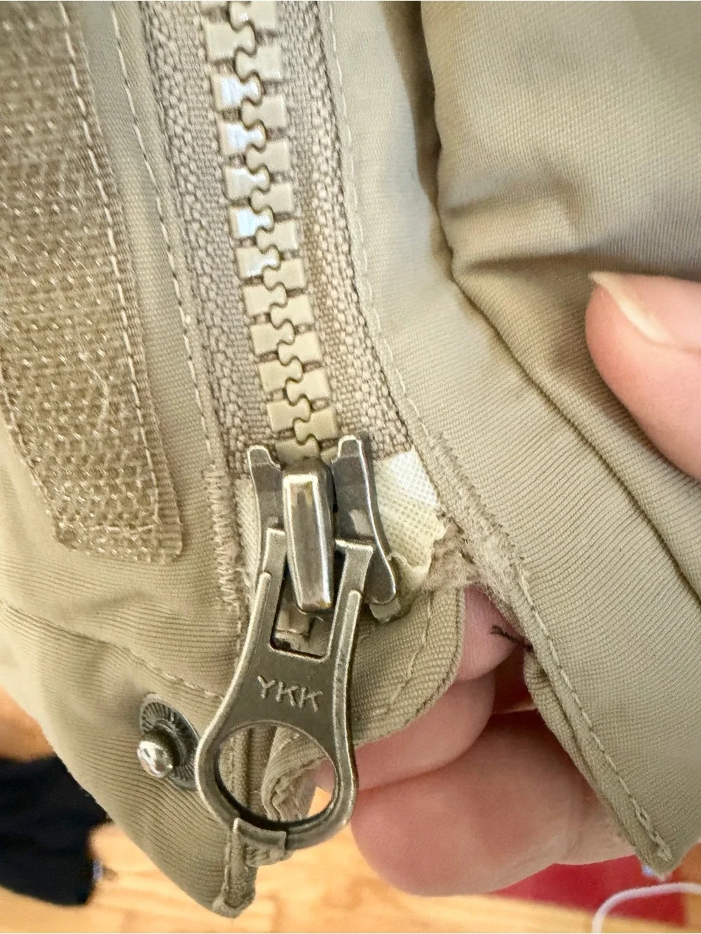 The North Face HyVent Men’s Jacket Khaki with Blue Accents Size M
